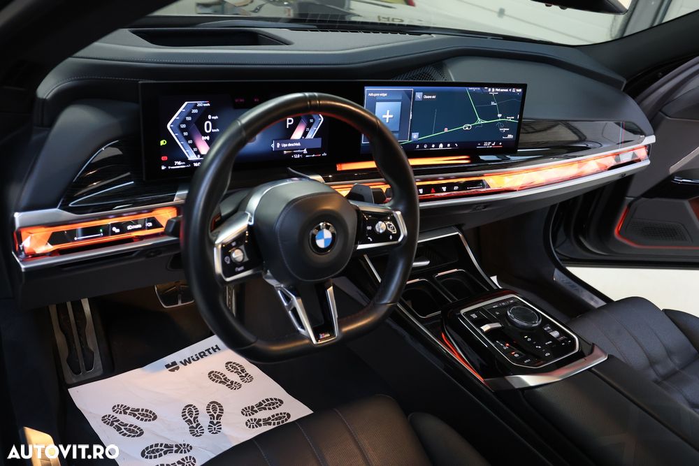 BMW Seria 7 740d xDrive MHEV - 19