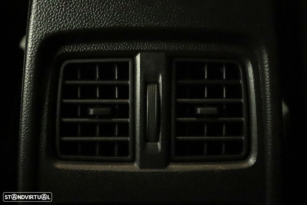 Renault Captur 1.0 TCe Techno Bi-Fuel - 25