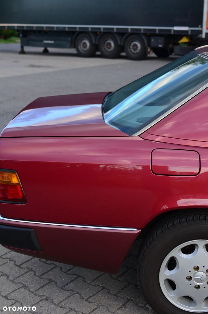 Mercedes-Benz W124 (1984-1993) - 28
