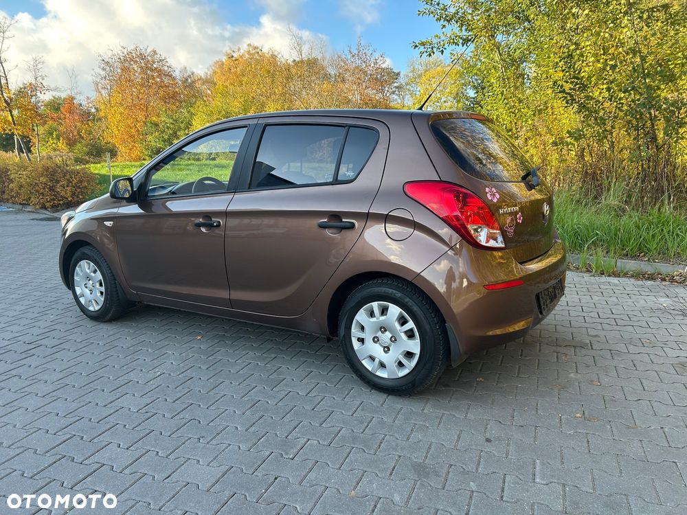 Hyundai I20 2015 photo 4