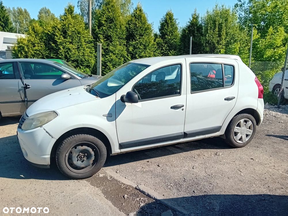 *DACIA SANDERO* Samochód na części - 1