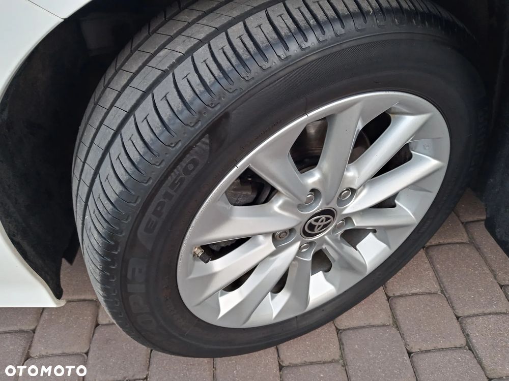 Toyota Corolla 1.8 Hybrid Comfort - 15