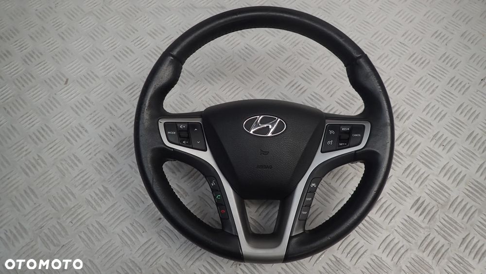 KIEROWNICA HYUNDAI I40 - 1