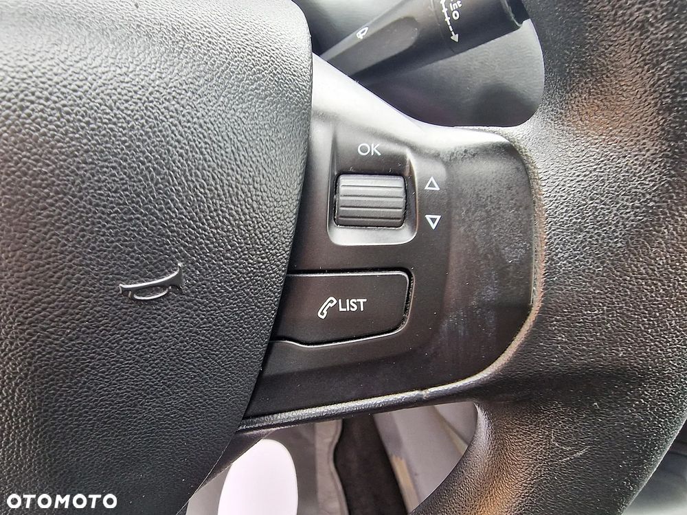 Peugeot 208 HDi 68 Access - 15