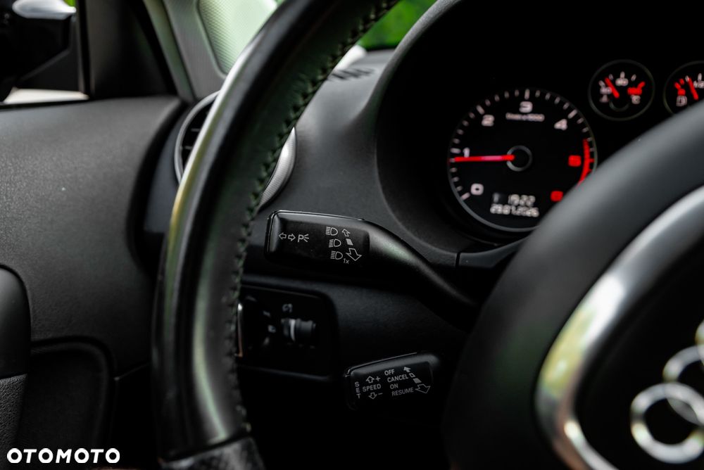 Audi A3 Sportback 2.0 TDI Ambiente - 35
