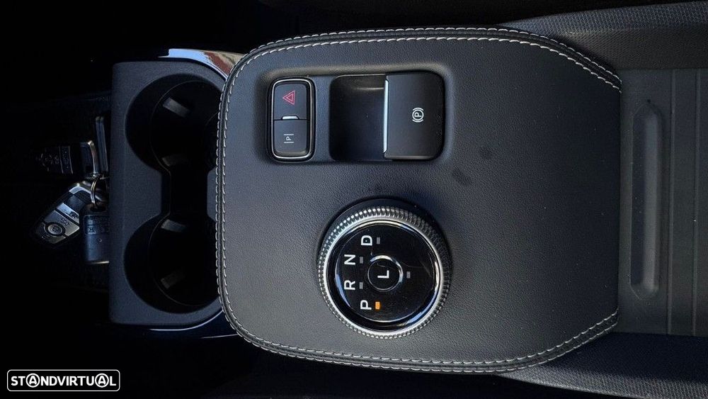 Ford Mustang Mach-E Standard - 16