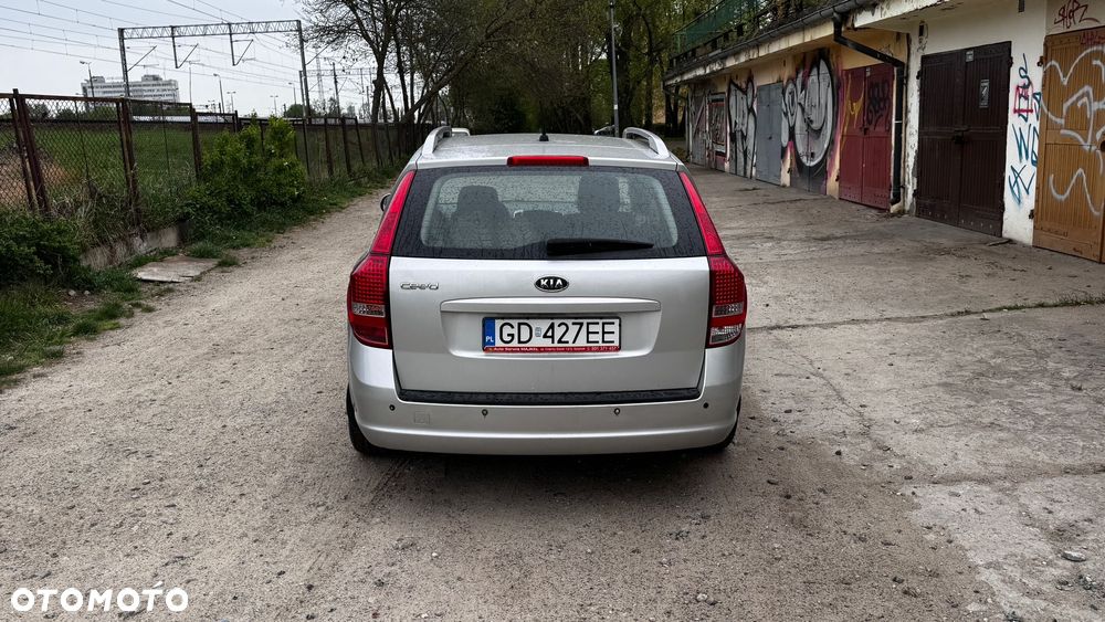 Kia Ceed 1.6 Comfort - 6