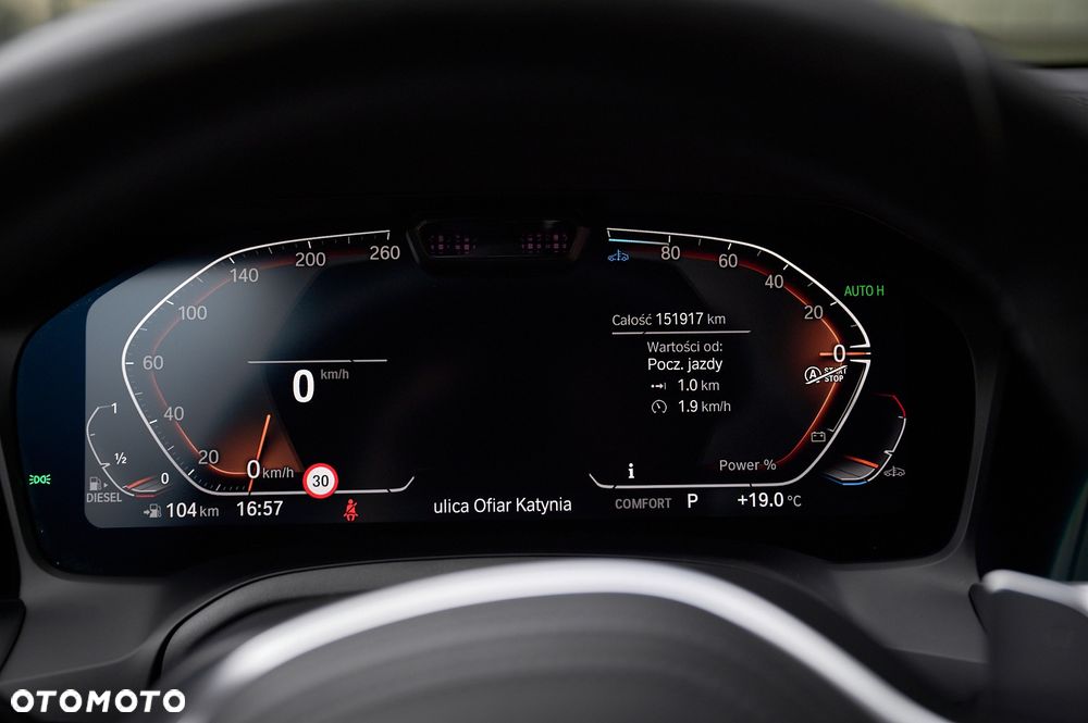 BMW Seria 3 320d xDrive Sport - 31