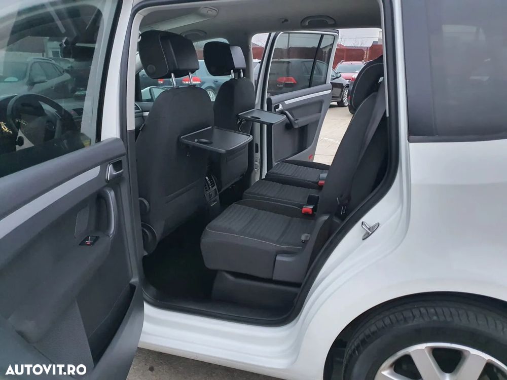 Volkswagen Touran 1.6 TDI Comfortline - 19