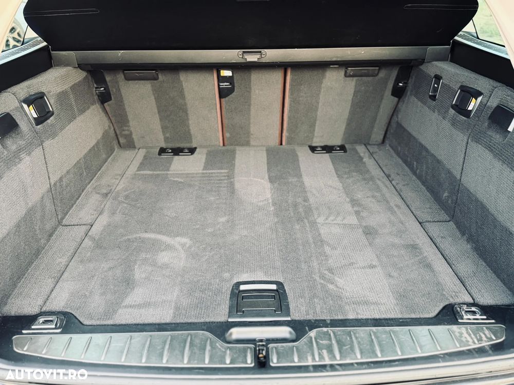 BMW Seria 5 520d xDrive Aut. - 38