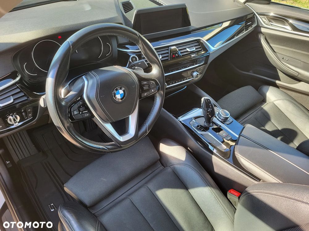 BMW Seria 5 - 12