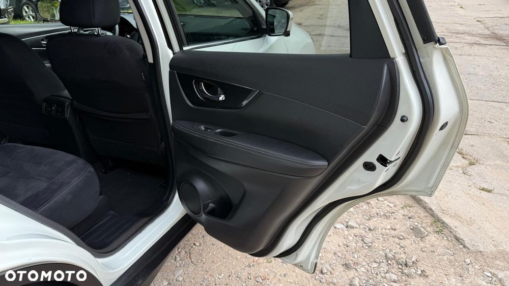 Nissan X-Trail 1.6 DCi Tekna Xtronic 2WD - 22