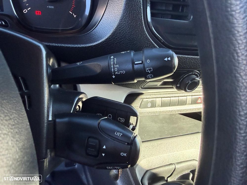 Toyota Proace Verso 1.5 D-4D L1 1.0T Exclusive 9L PDL - 21