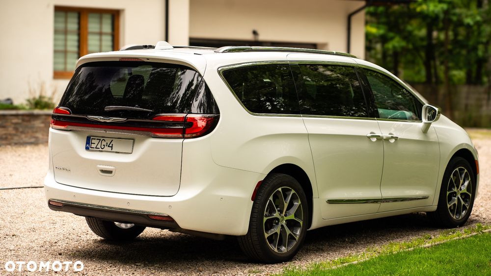 Chrysler Pacifica - 6