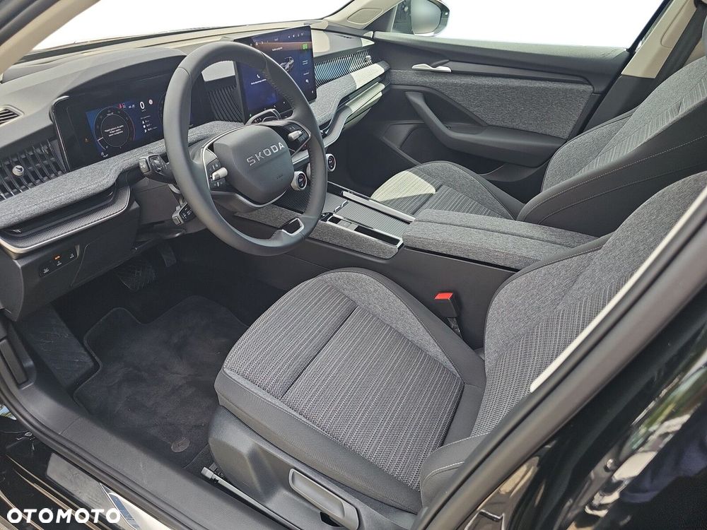 Skoda Superb 2.0 TSI Selection DSG - 8