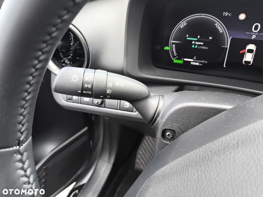 Toyota C-HR 1.8 Hybrid Style - 26