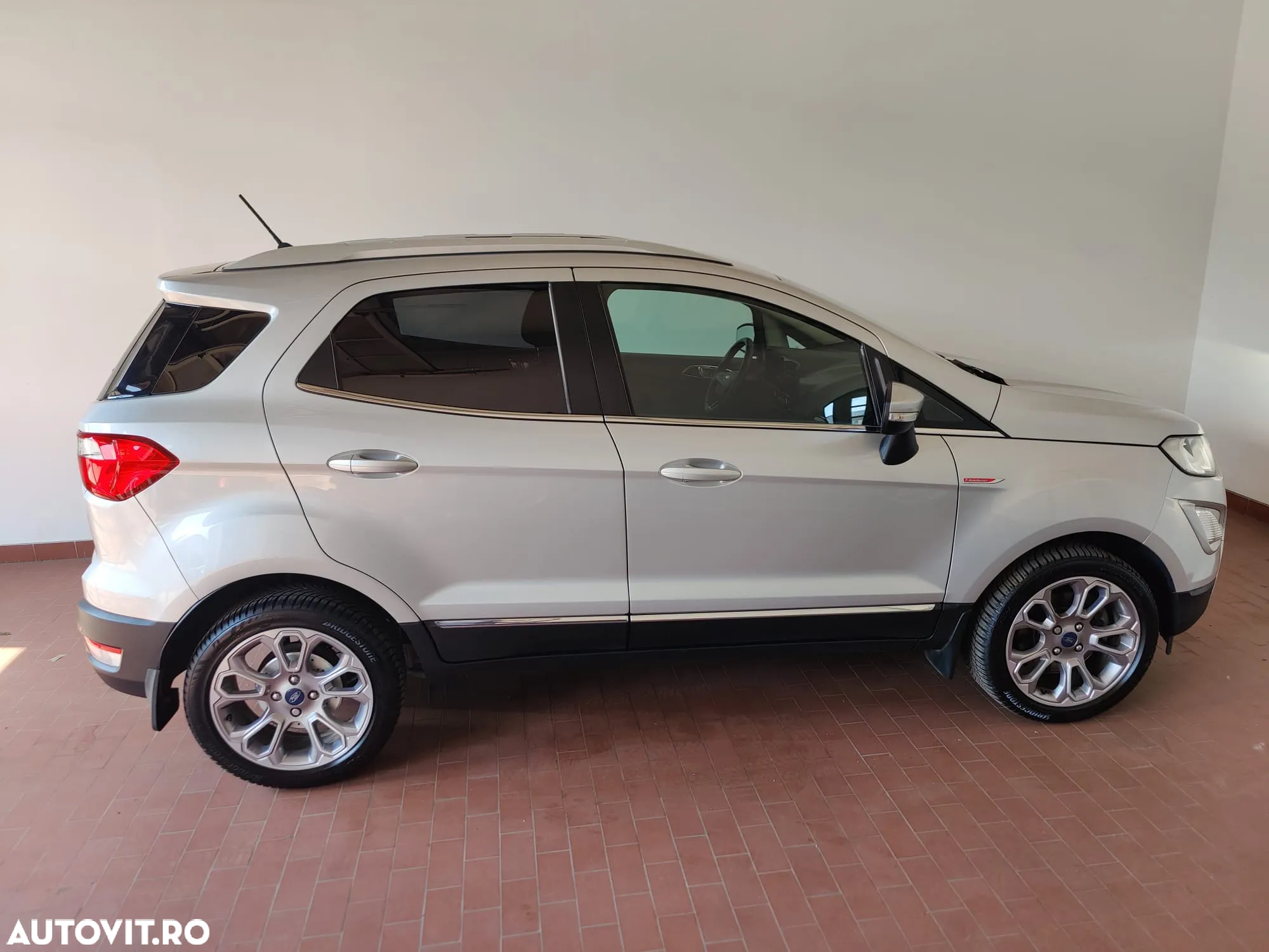 Ford EcoSport 1.0 EcoBoost Titanium - 9