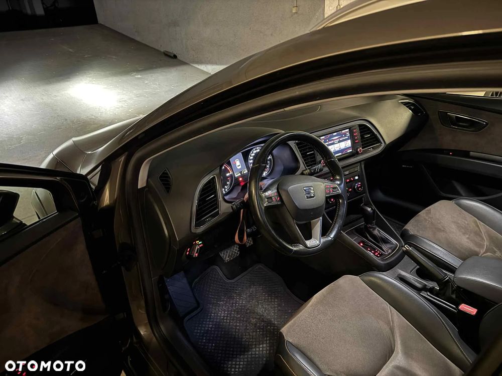 Seat Leon 2.0 TDI X-Perience S&S 4Drive DSG - 26