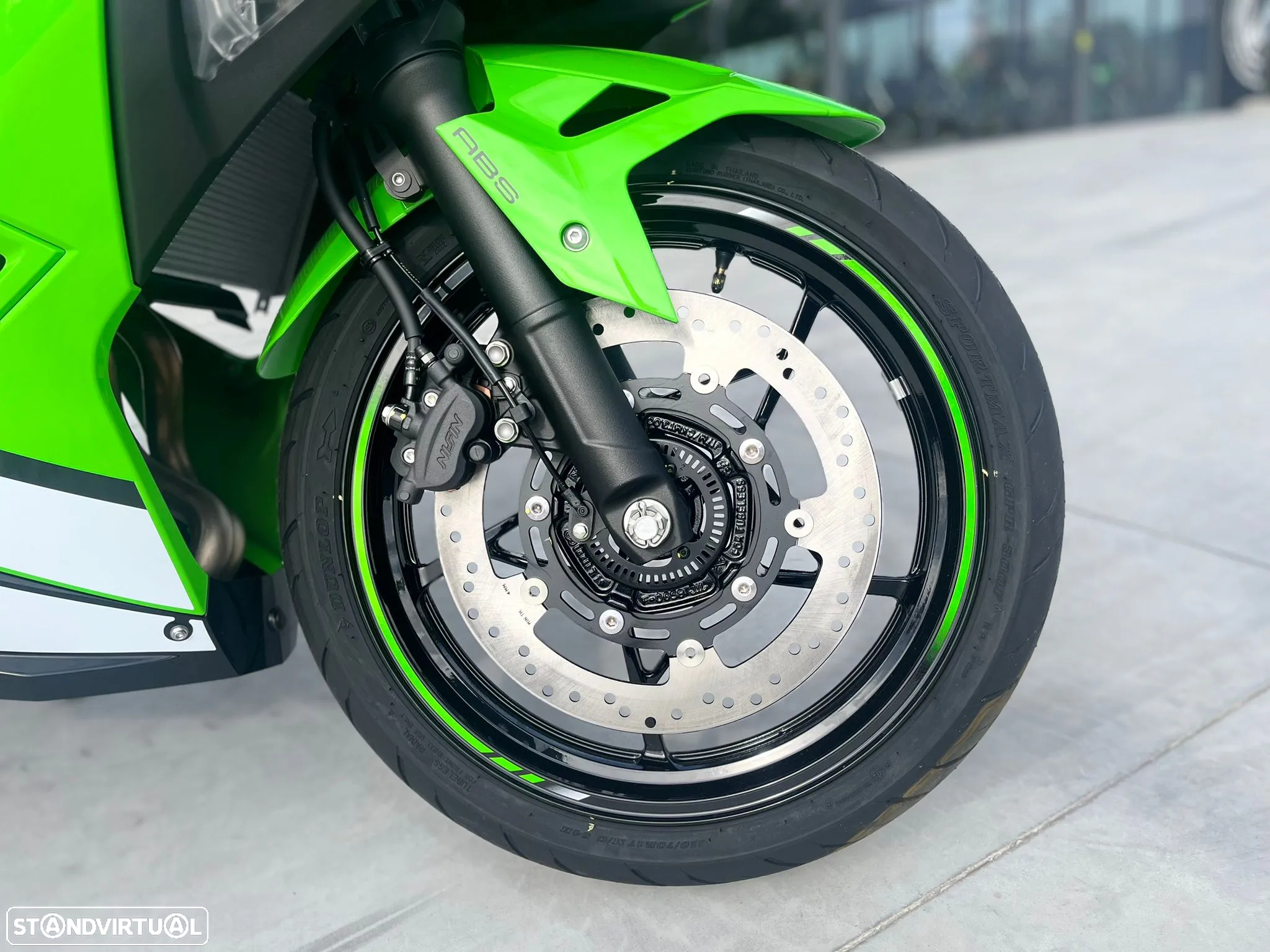 Kawasaki Ninja 500 SE 2025 - 10
