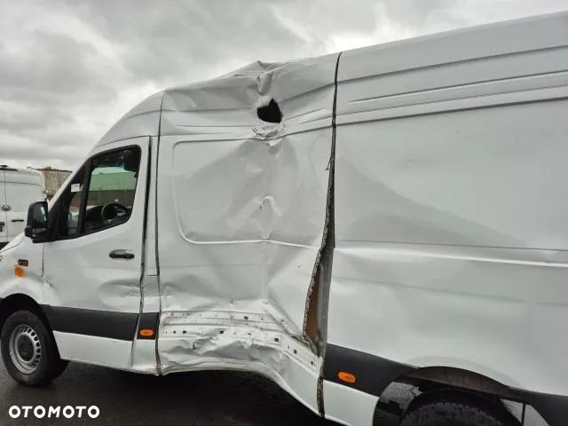 Mercedes-Benz Sprinter 317 - 13