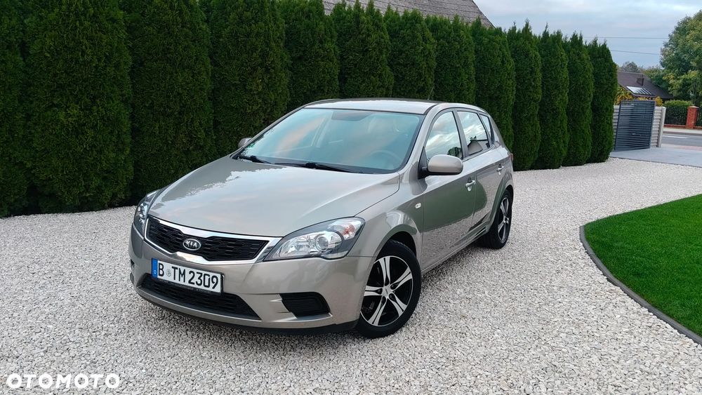 Kia Ceed 1.4 CVVT Spirit - 9