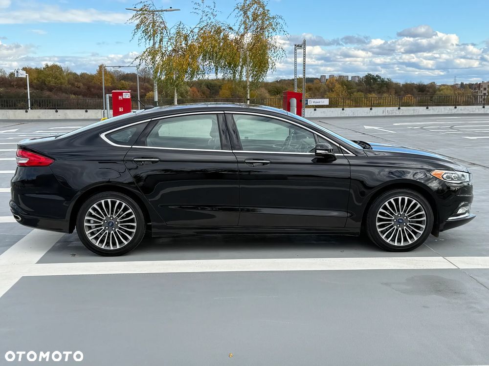 Ford Fusion 2.0 EcoBoost Titanium - 4