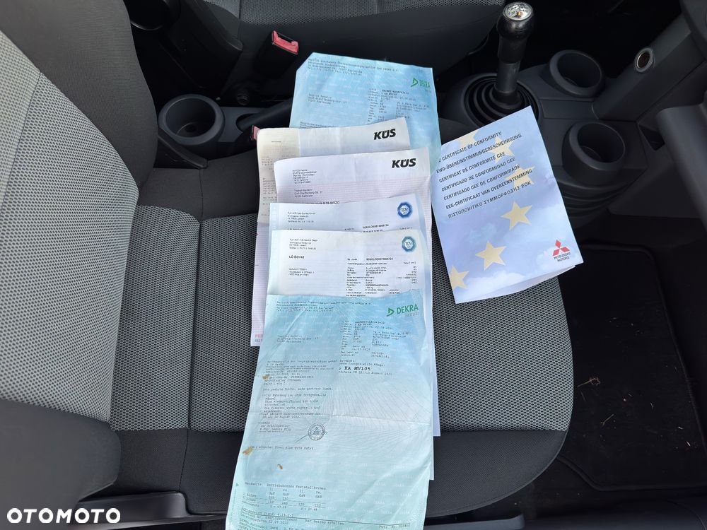 Mitsubishi Colt - 21