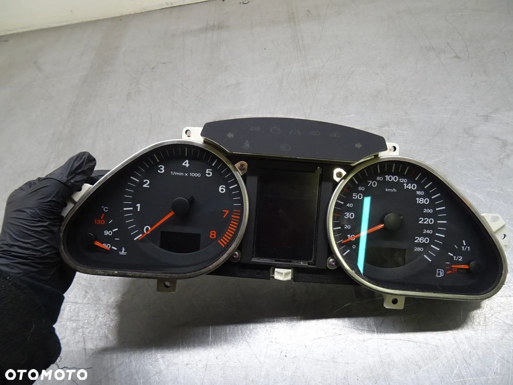 AUDI A6 C6 KOMBI 04-07 2.0T LICZNIK ZEGARY 4F0920901F - 8