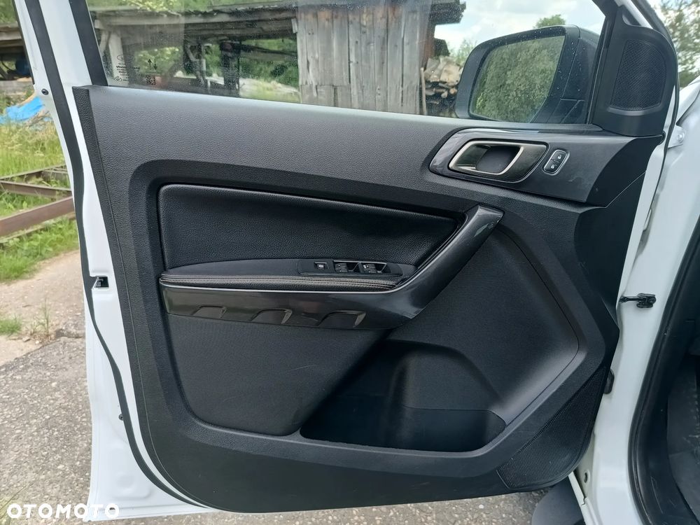 Ford Ranger 2.0 EcoBlue 4x4 DC Wildtrak - 31
