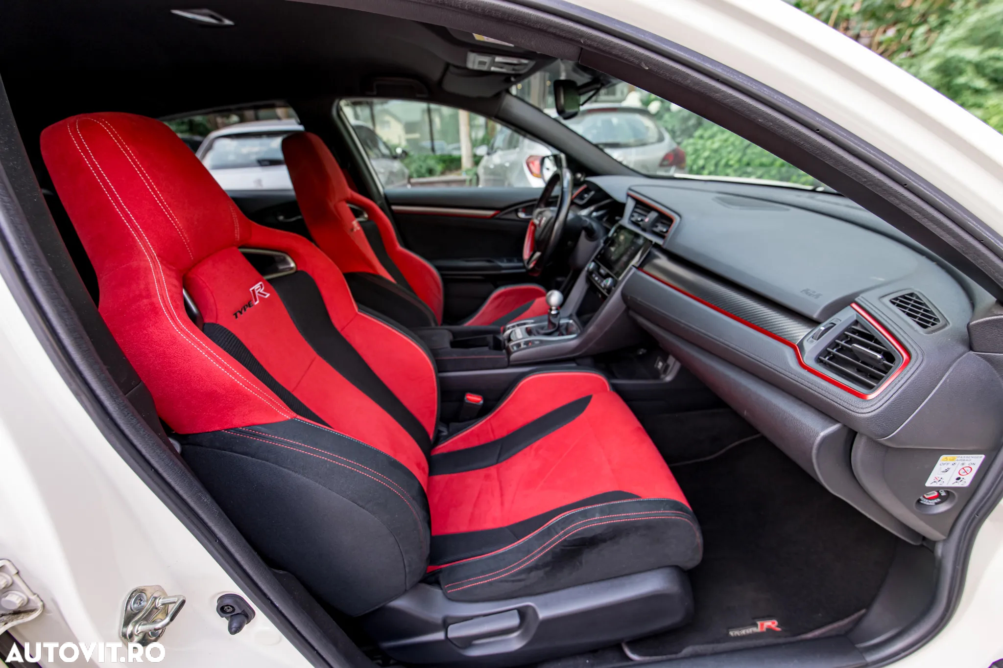 Honda Civic 2.0 VTEC Turbo Type R - 26