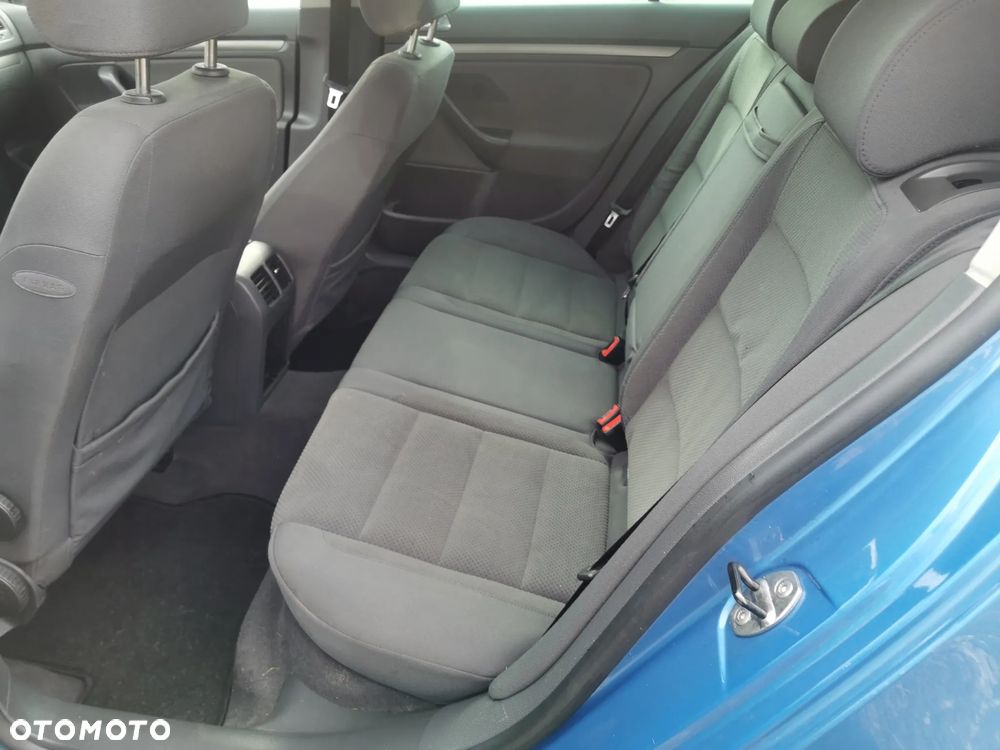 Volkswagen Golf 1.6 Edition - 7