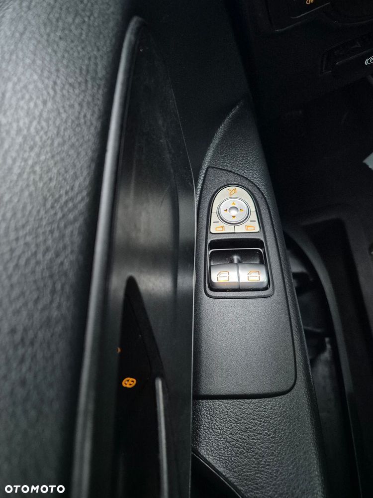Mercedes-Benz Vito Lang - 18