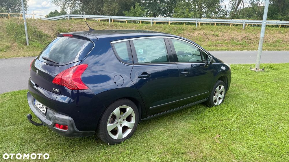 Peugeot 3008 2.0 HDi Premium - 4