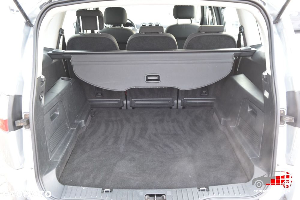 Ford S-Max - 16