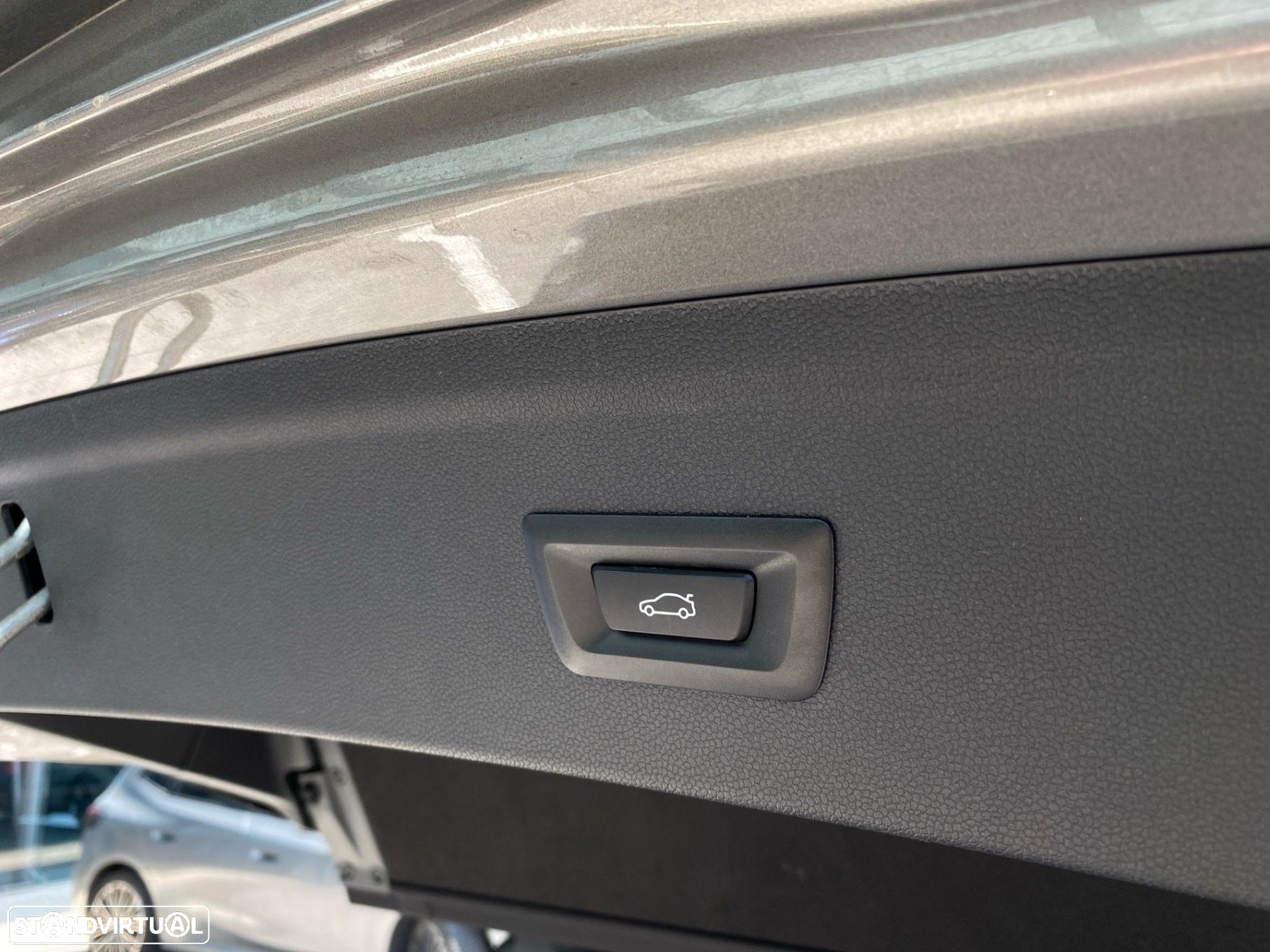BMW iX xDrive 40 Pack Desportivo - 28