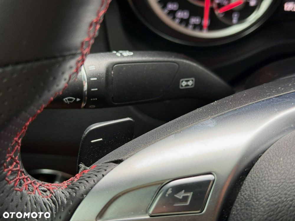 Mercedes-Benz CLA 45 AMG 4-Matic - 25