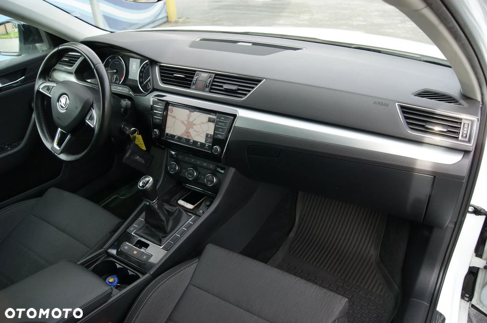 Skoda Superb 2.0 TDI Ambition - 10