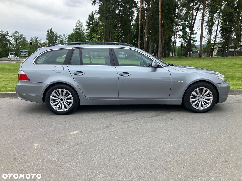 BMW Seria 5 530xd Touring - 4