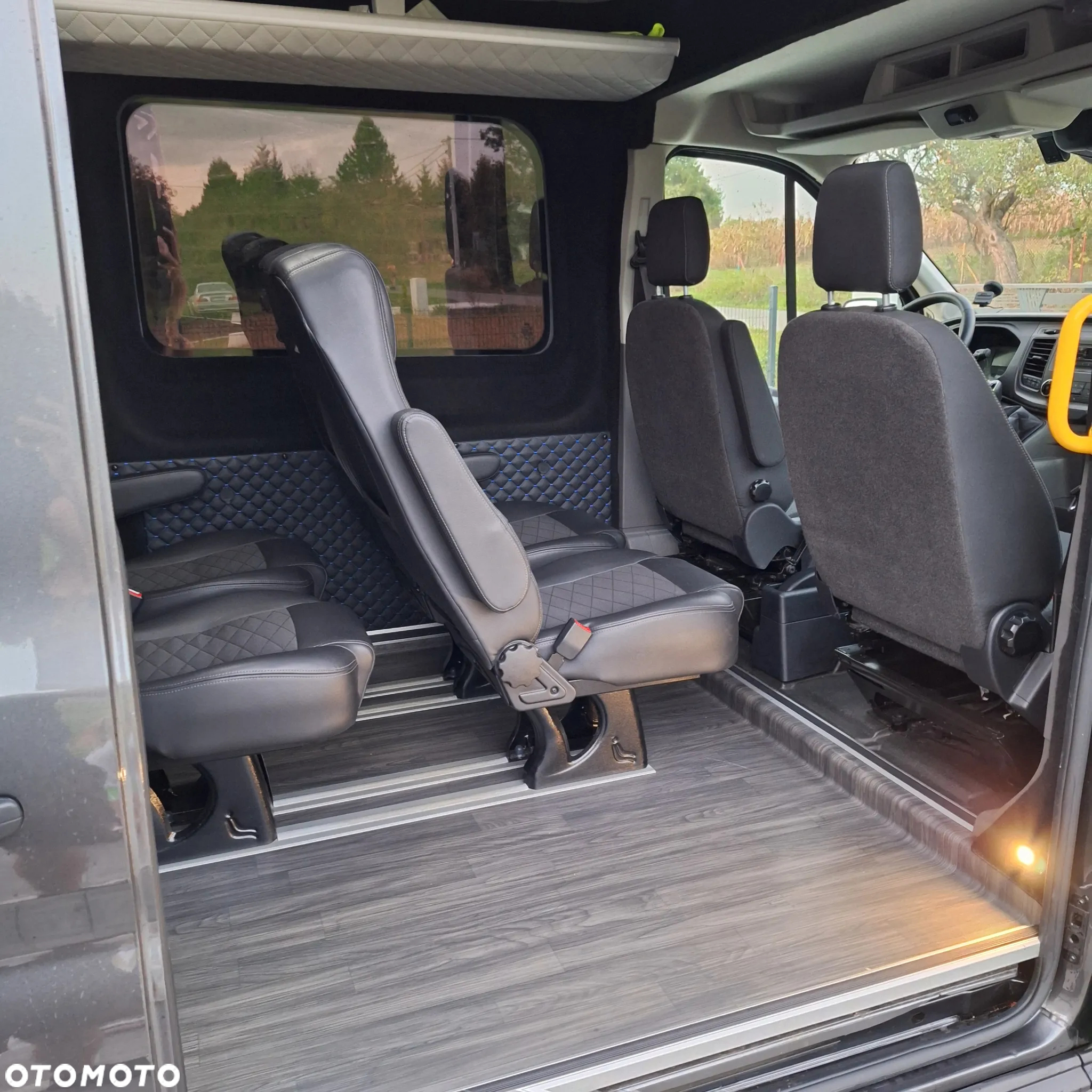 Ford Transit - 9