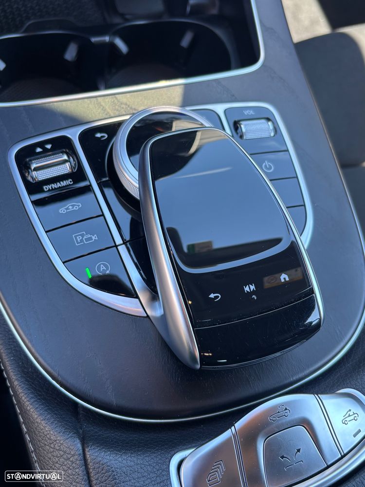 Mercedes-Benz E 300 d AMG Line 4Matic Aut. - 12