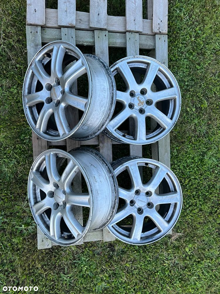 Subaru Legacy - 28