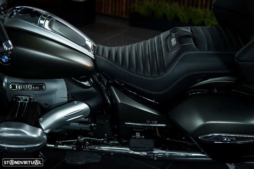 BMW R 18 Transcontinental Manhattan Metallic Matte - 17