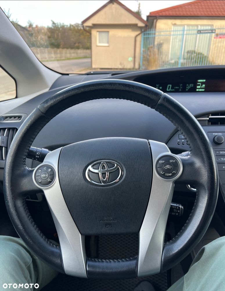 Toyota Prius - 21