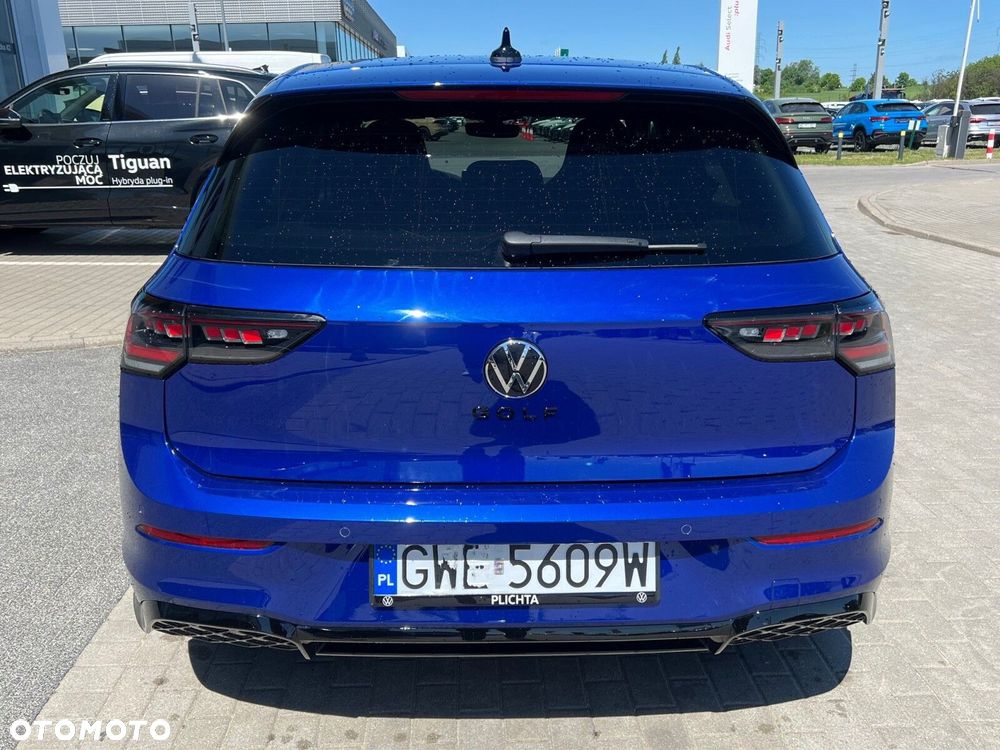 Volkswagen Golf - 4