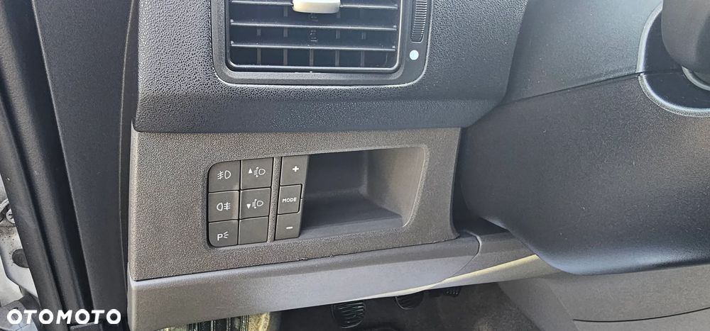 Fiat Idea 1.4 16V Emotion - 14