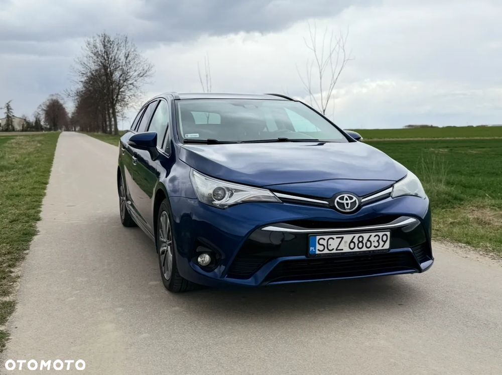 Toyota Avensis 2.0 D-4D Prestige - 7