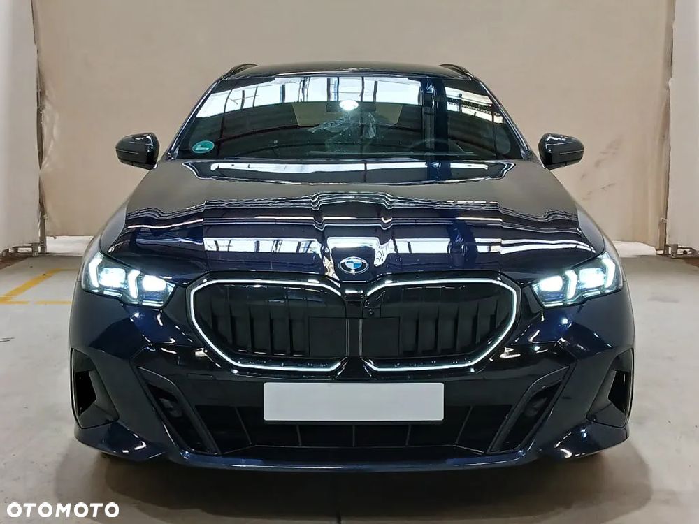 BMW Seria 5 540d xDrive - 3