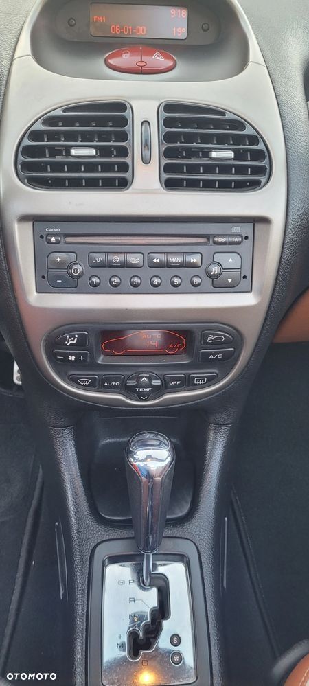 Peugeot 206 - 18