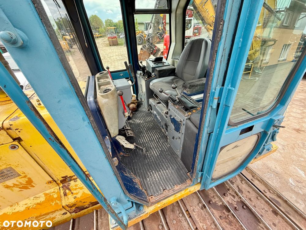 Hanomag spycharka gąsienicowa D680 E LGP 19 ton . 2 SZTUKI. LECA 3D Tachimetr - 12