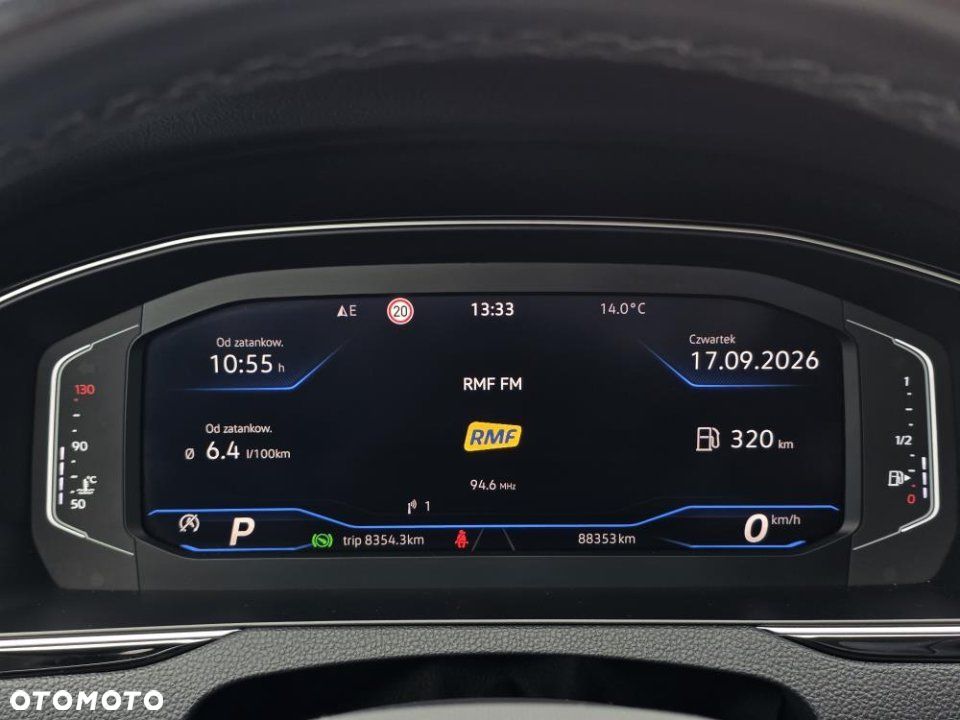 Volkswagen Passat - 24